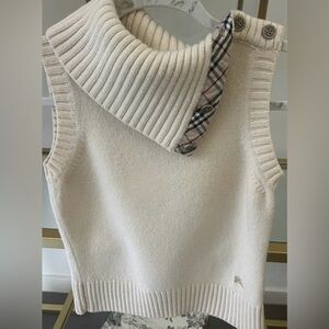Burberry Equestrian Knight Sweater Vest Womens Cowl Neck Nova Check Plaid Accent